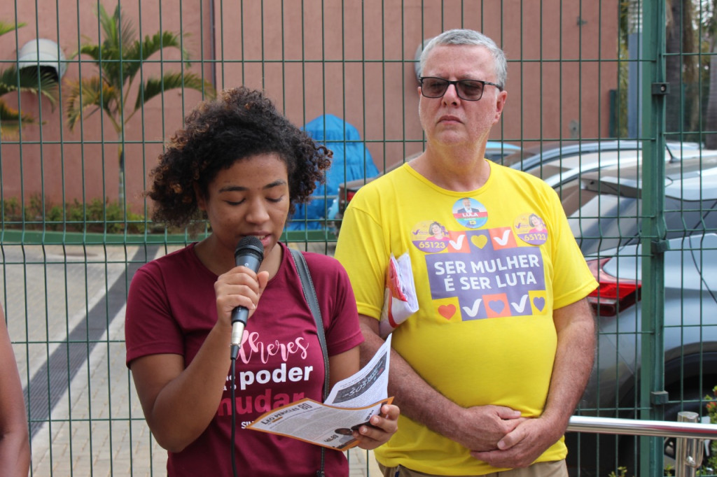 Helena de Souza (Sindifes) e Rogério Rosa (CEFET-MG) - Fonte: Apubh